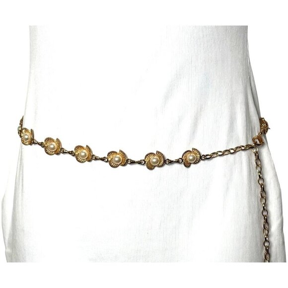 Vintage 80's gold chain belt with pearl flowers clips shut 45" from end to end - Picture 2 of 9